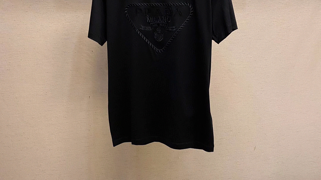 盘点十大高仿versace范思哲翻领短袖,支持货到付款