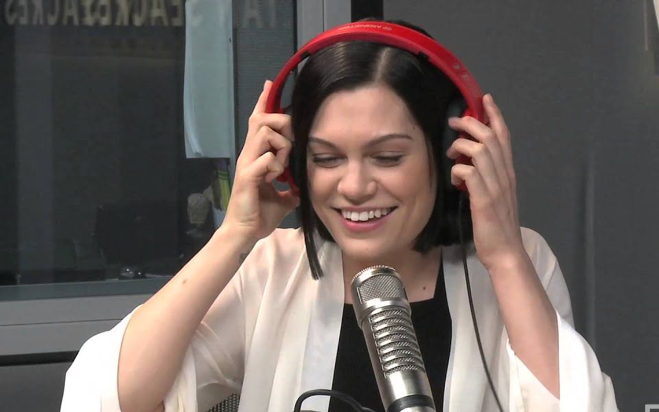 【结石姐】jessie j - bang bang(电台现场)_哔哩哔哩_bilibili