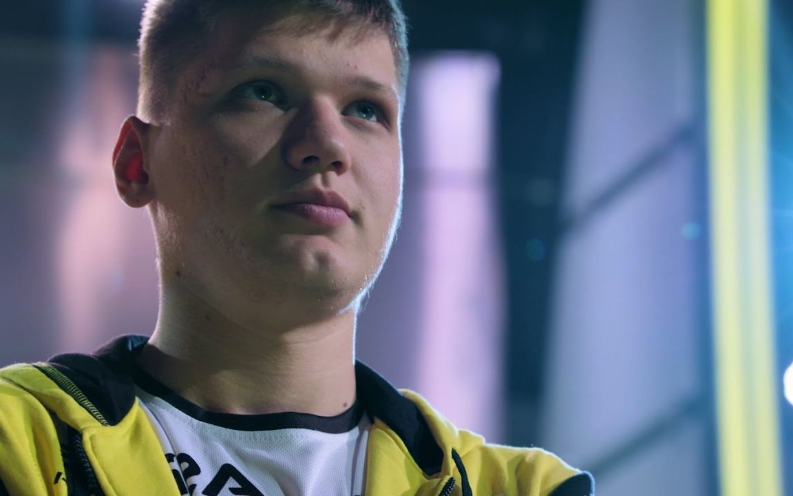 s1mple 玩 fpl