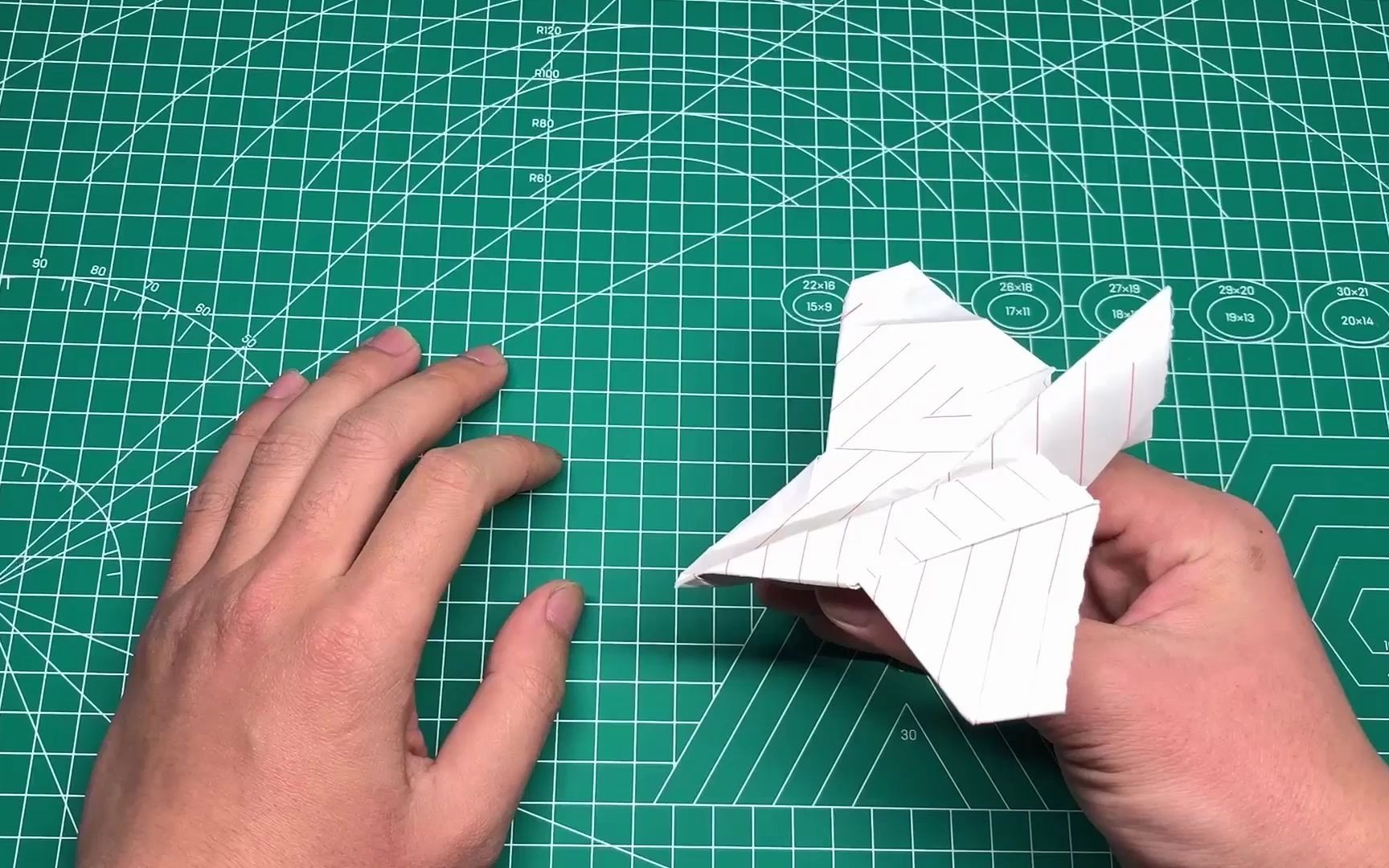 麻雀纸飞机,挺有意思