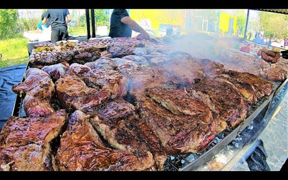 阿根廷最好的阿萨多,大块的安格斯牛肉,意大利米兰街头美食哔哩哔哩bilibili