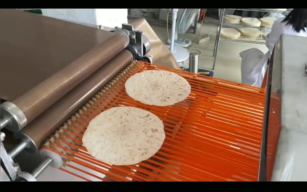 烙馍制作新体验 - 全自动烙馍机器,规格多样