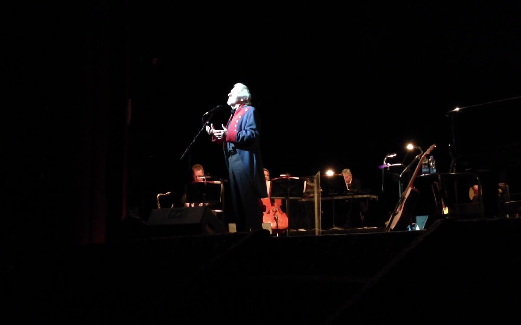 [图]【寇爷 Colm Wilkinson】20130624 Lyceum Theatre London - Bring Him Home Finale