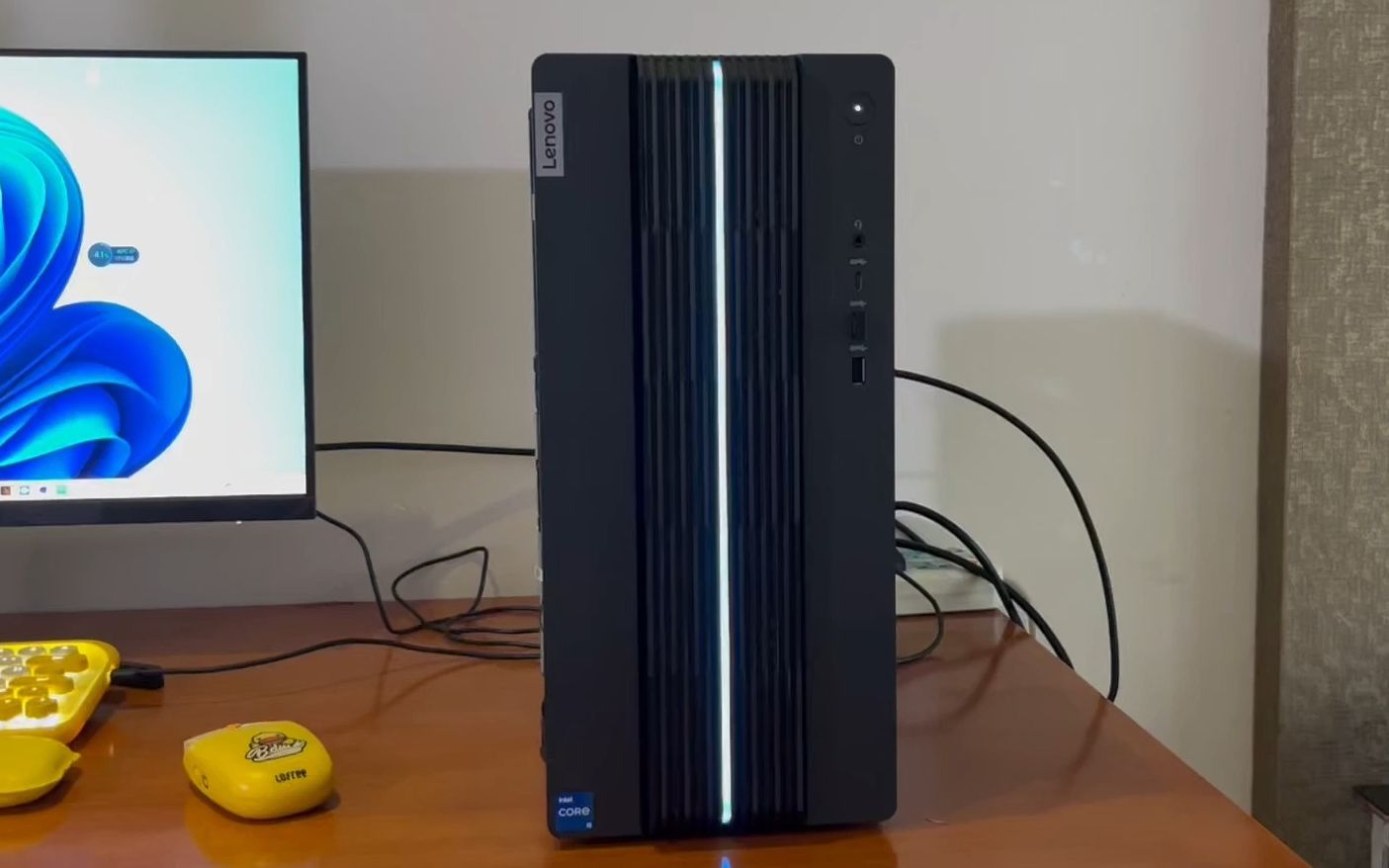 联想geekpro 2023款迷你游戏主机电脑 i5 13400 rtx3060ti