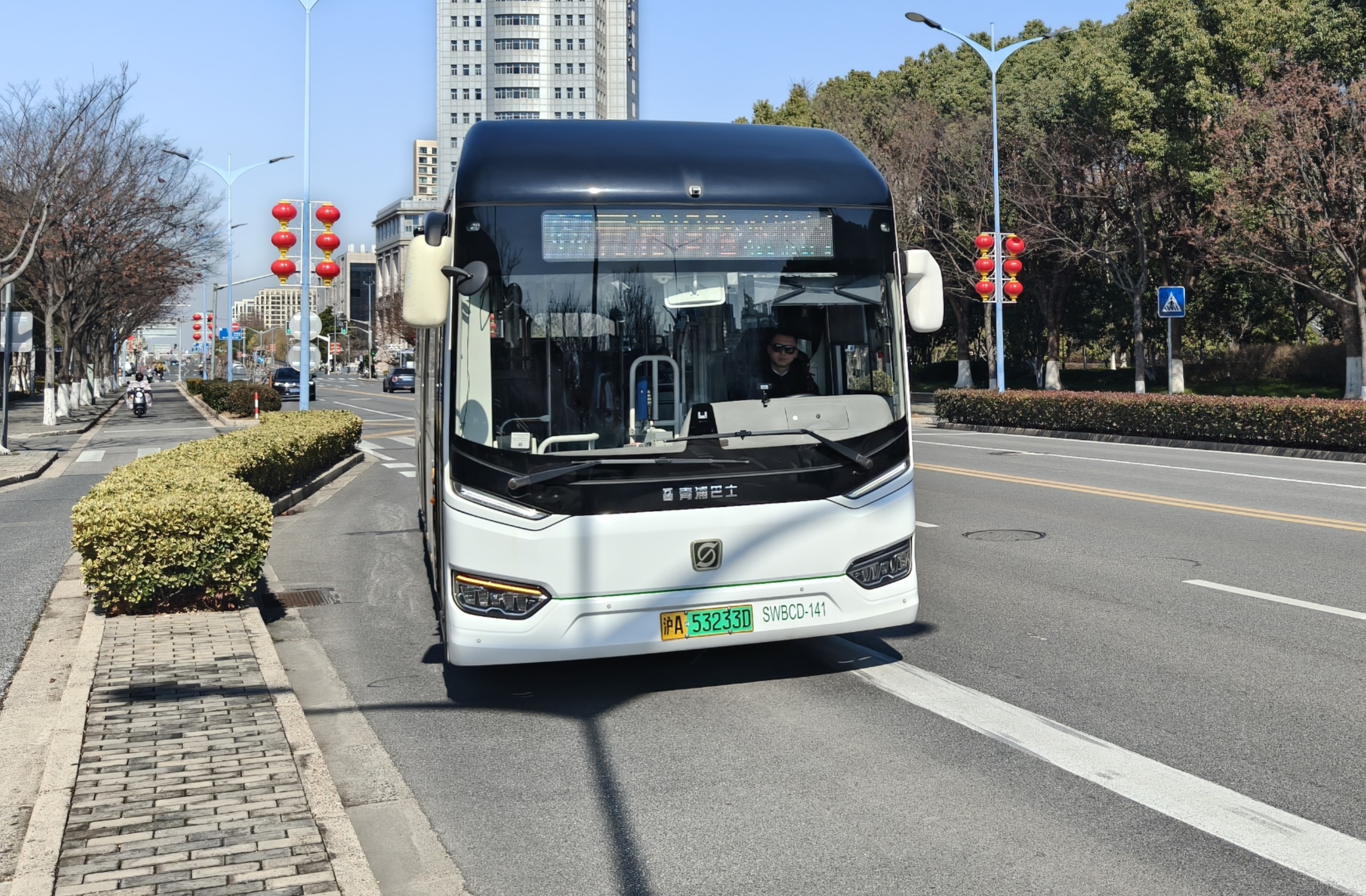 青浦19路swb6109bev98g运行实录