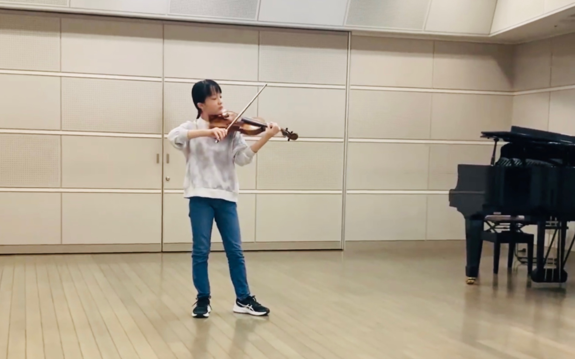 [图]日本双胞胎小女孩 & 小提琴·恩斯特-夏日的最后一朵玫瑰｜Ernst "The Last Rose of Summer" Violin｜富樫美玲 富樫音叶