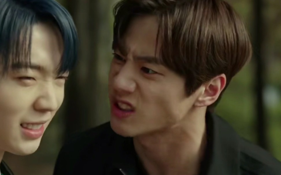 【韩剧模仿】男明星看自己女朋友演戏,疯狂吃醋现场