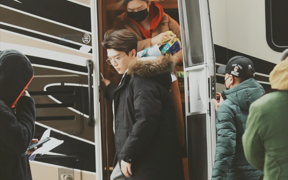 【范丞丞/曾少年】存档一个南京行菜鸡vlog_哔哩哔哩 (゜-゜)つロ