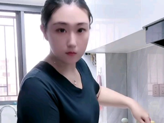 丰满人妻哔哩哔哩bilibili