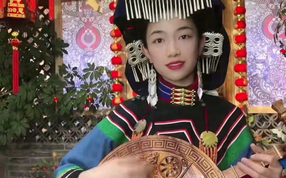 【民族音乐】美丽的彝族姑娘弹起月琴