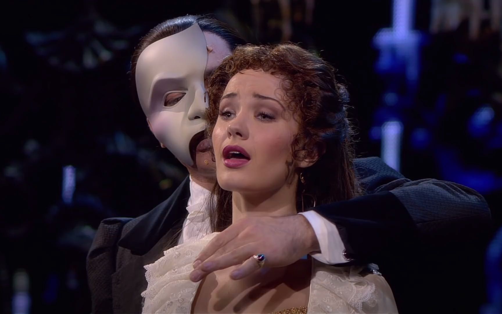 [图]'The Music of The Night' Ramin Karimloo _ The Phantom of The Opera