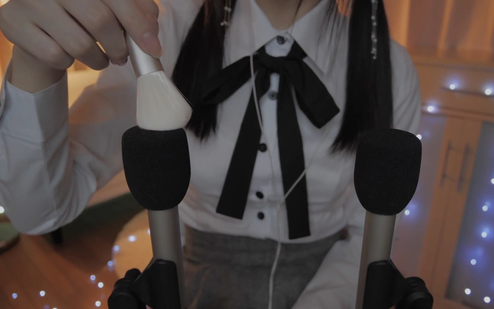 coromo sara-毛刷刷麦克风的声音_哔哩哔哩_bilibili