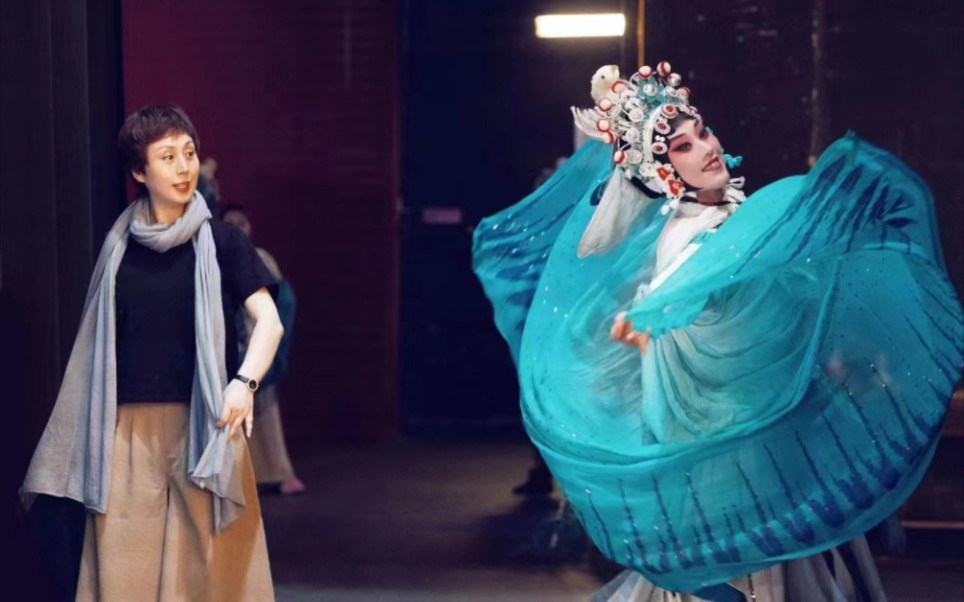 京剧《火凤凰》程萌 双枪枪花 史依弘指导