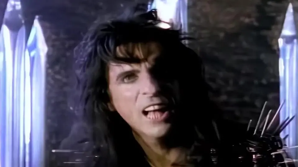 Alice Cooper Bed Of Nails Extended Viento Mix - YouTube