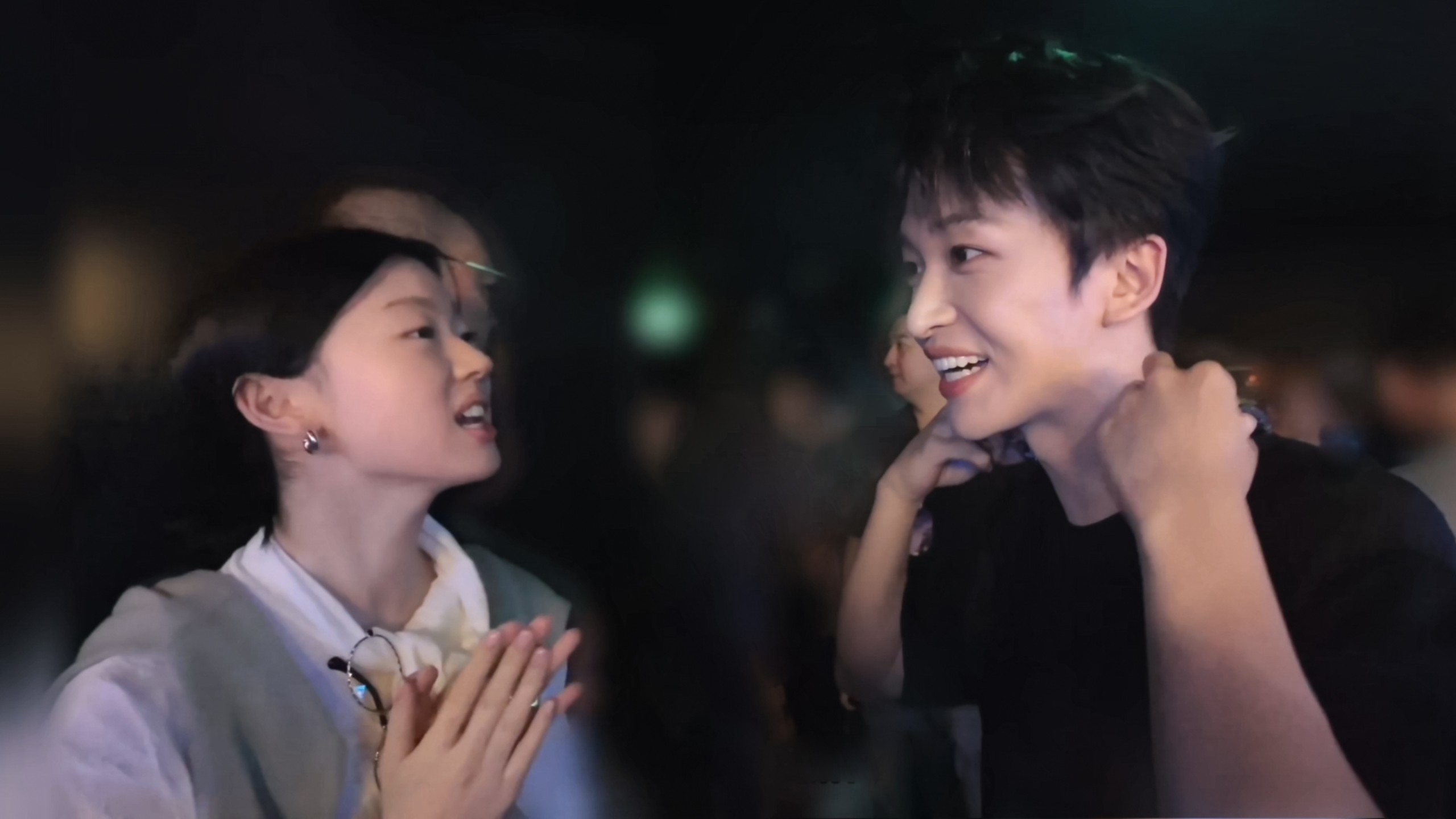 黄子弘凡单依纯大湾区后台"争"彩排位