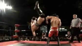 Download Video: 【ROH必看比赛】“技术帝”Tyler Black vs“大威力” Davey Richards ☞赛斯职业生涯最佳单打赛？！☜  ROH时期的赛斯技术如何？