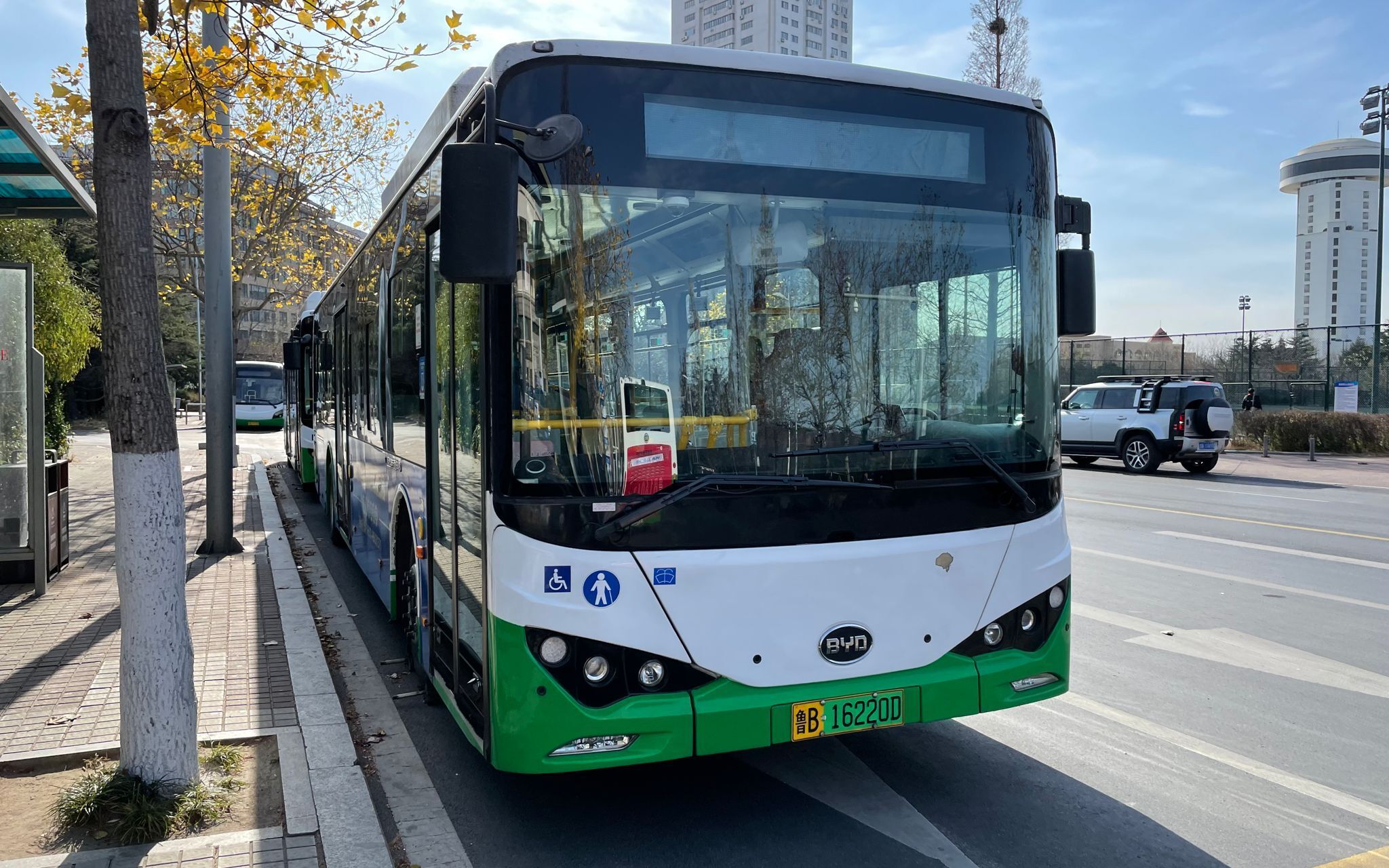 【合作稿件】【qingdaopublic001】青岛交运集团223路(天泰体育场