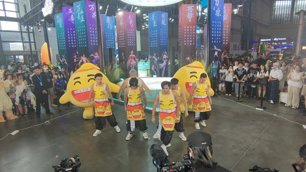 剑网3联动猛男舞团!就是狂!