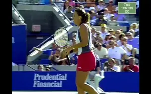 Download Video: 经典比赛回顾|大威廉姆斯 vs 卡普里亚蒂 2001 US Open SF