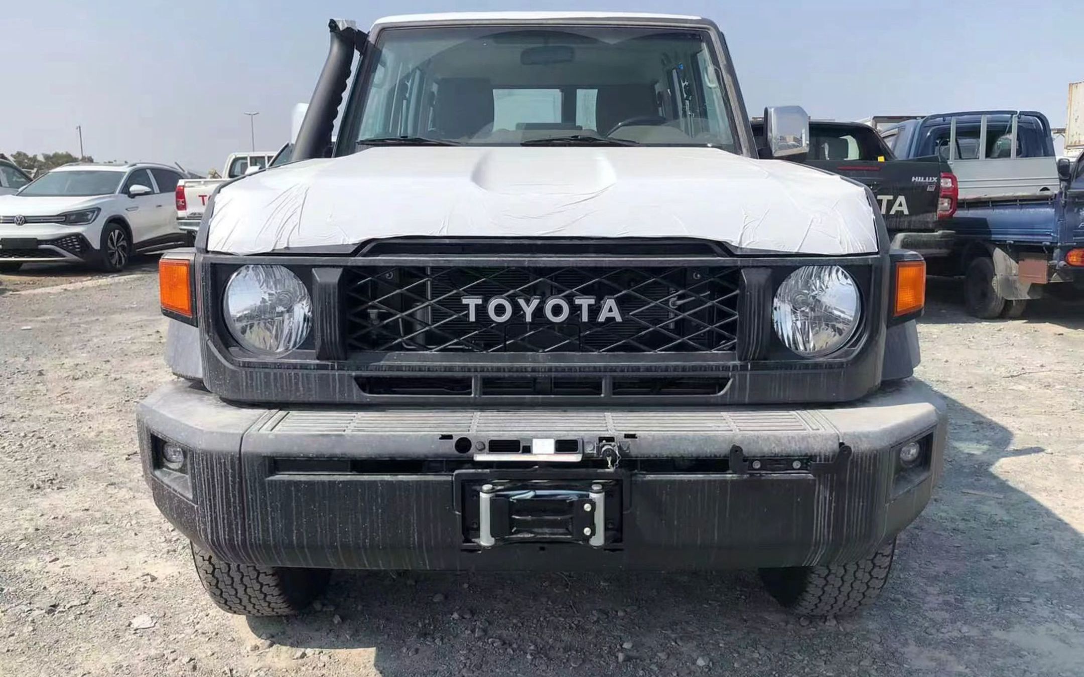 2024款丰田lc76 2.8t 自动挡