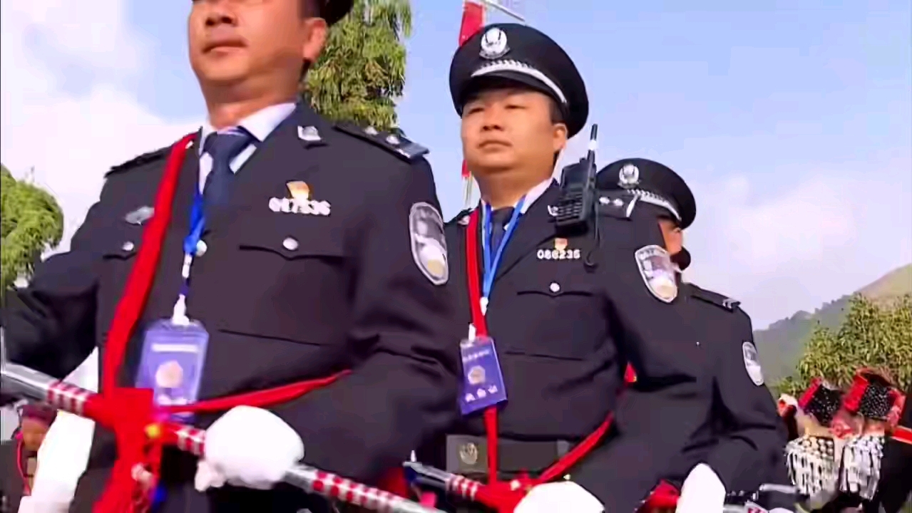 [图]云南德宏傣族景颇族自治州芒市景颇族国际目瑙纵歌节 万人狂欢