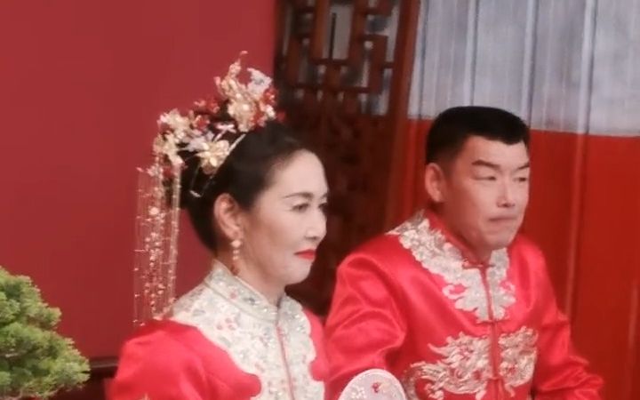 [图]【新农人】见证爱情最美的样子我们的爸爸妈妈都不容易我们要好好孝敬