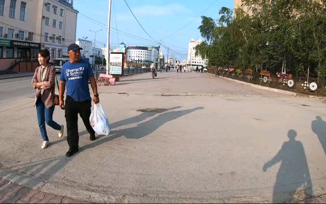 [图]俄罗斯西伯利亚街景 - 漫步在夏天的雅库茨克街头