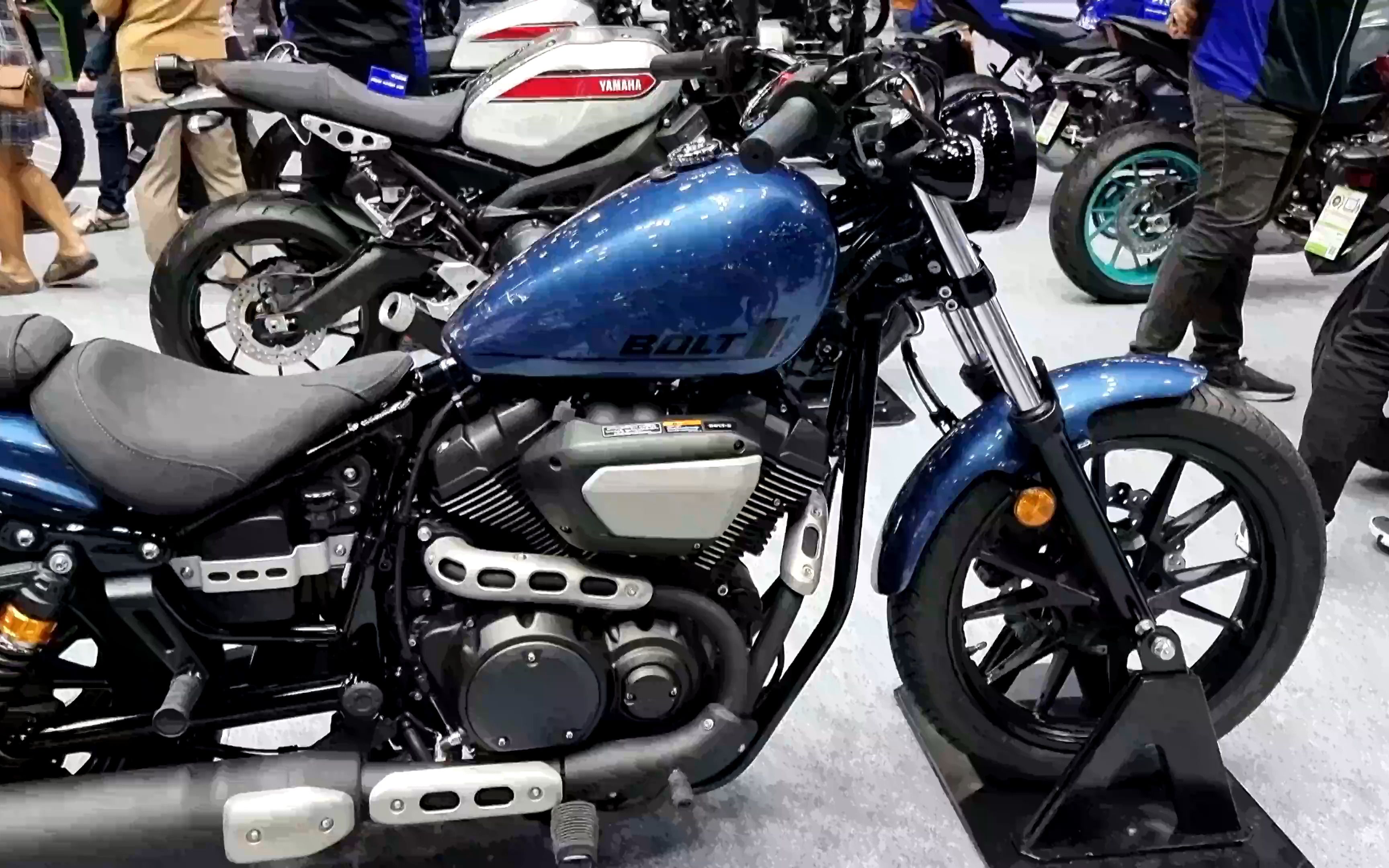 雅马哈 bolt-r 蓝色金属 2022_哔哩哔哩_bilibili
