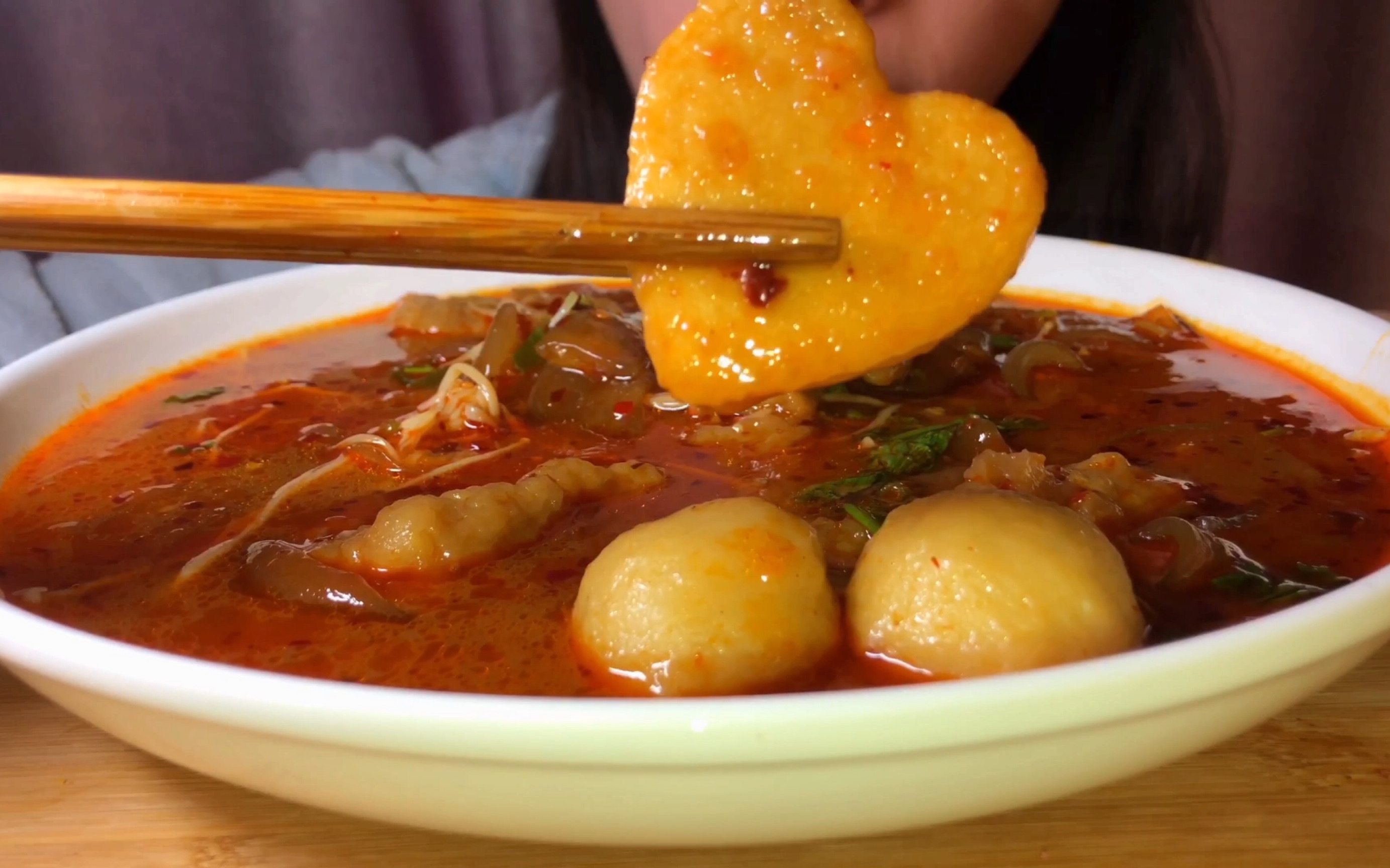 【国产asmr】冒菜,连鱼豆腐都是爱你的形状!还有爆汁鱼丸,小酥肉