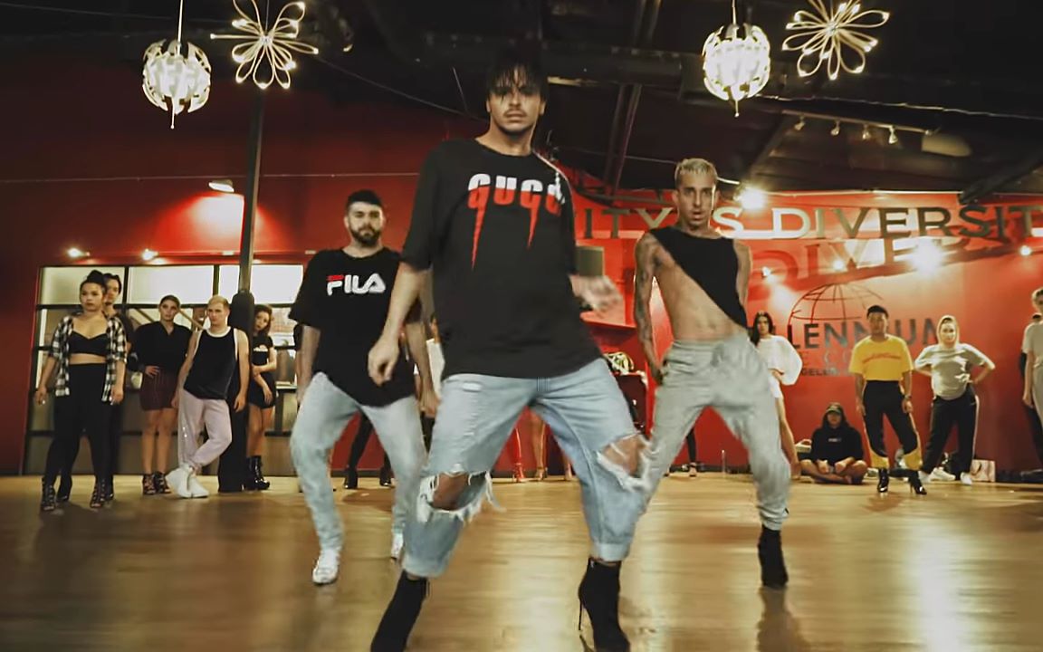 yanismarshall高跟鞋舞diealittlebittinashe