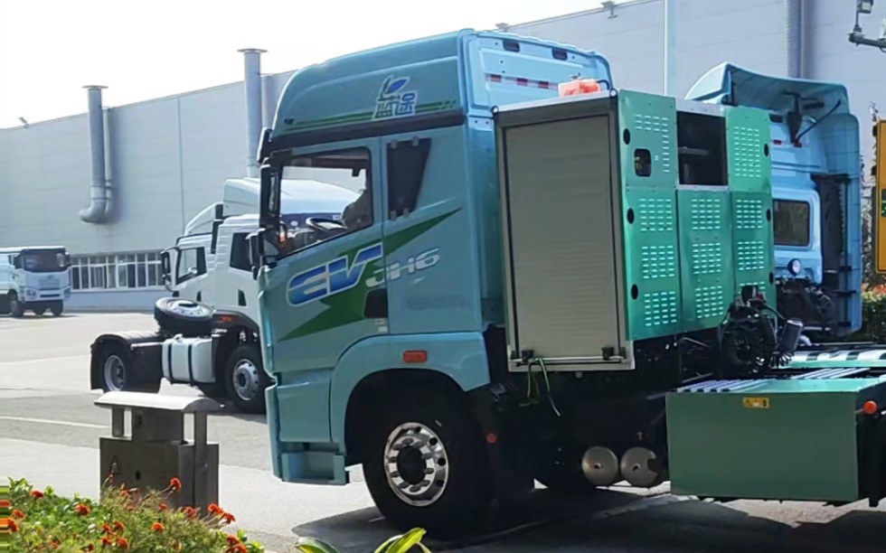 ev纯电牵引车#新能源汽车 #纯电动 #卡车第一视角 #重卡