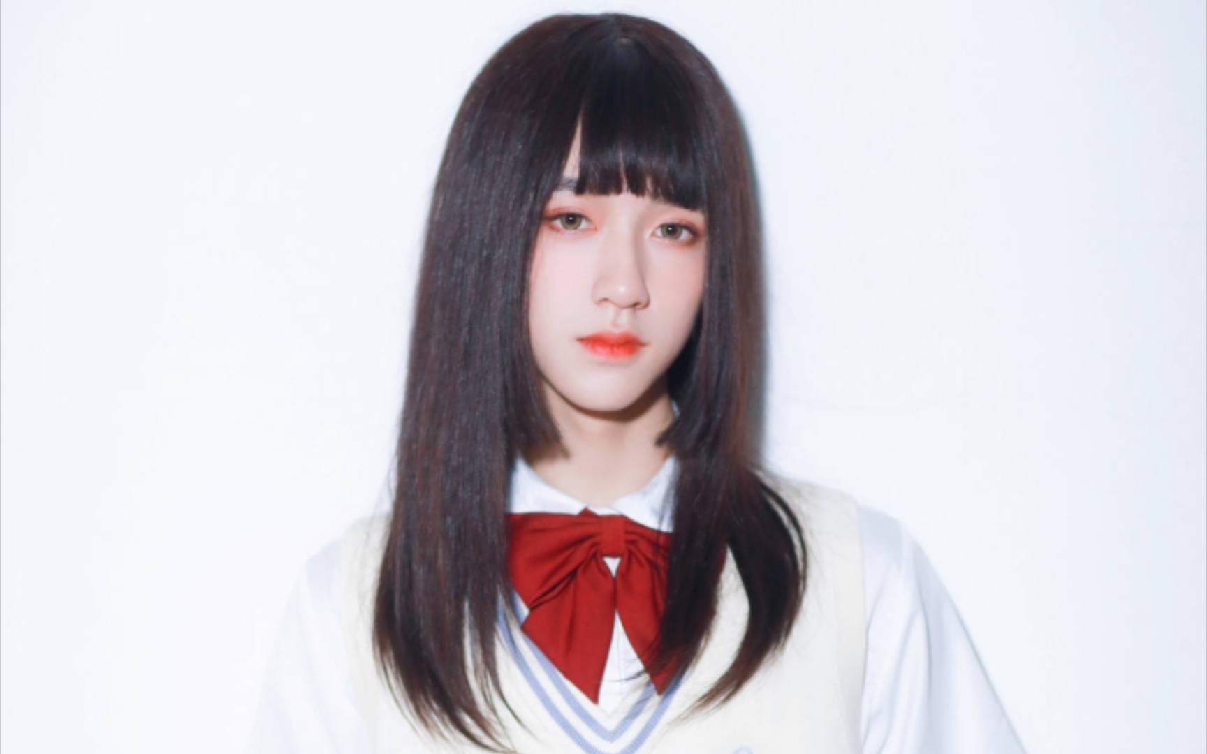 想要再骗他穿女装跳舞怕是不能够了,正片开始:1分43秒 贺峻霖 姐姐真