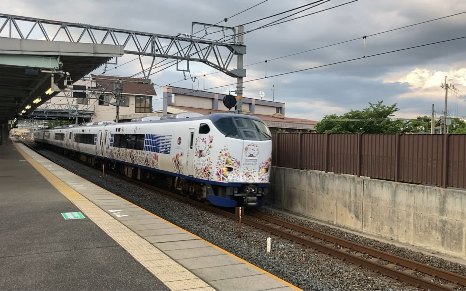 【铁道摄影】281系特急はるか49号通过东海道本线岛本站