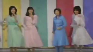 森昌子&岩崎宏美&桜田淳子&伊藤咲子】medely 1976_哔哩哔哩_bilibili