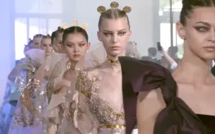 Download Video: 【中国元素】【ELIE SAAB】【高定大秀】直击 2019年秋冬 高级定制秀场