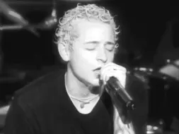 Download Video: 【Chester Bennington】CCの场合：我推好帅🥰我推好丑😰我推好帅🥹我推好丑🤪我推好帅🥵我推好丑😱