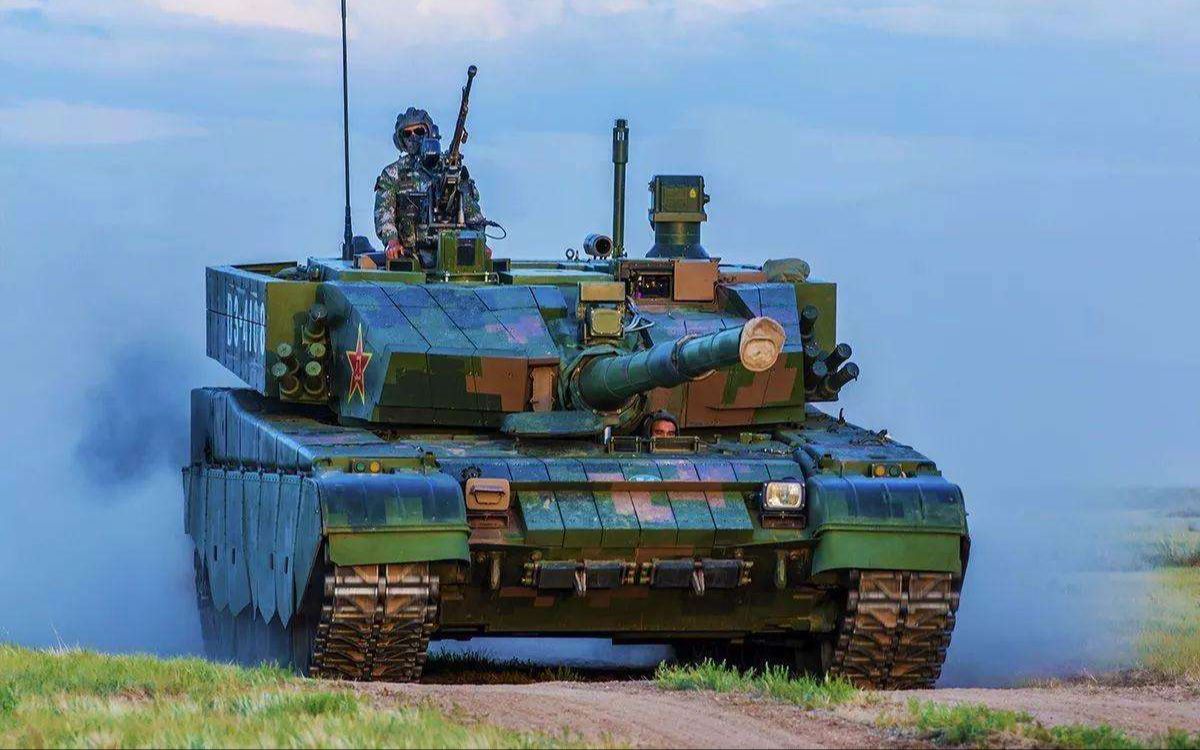 【armored warfare】世界现役顶尖主战坦克比拼 钢铁的履带滚滚向前!