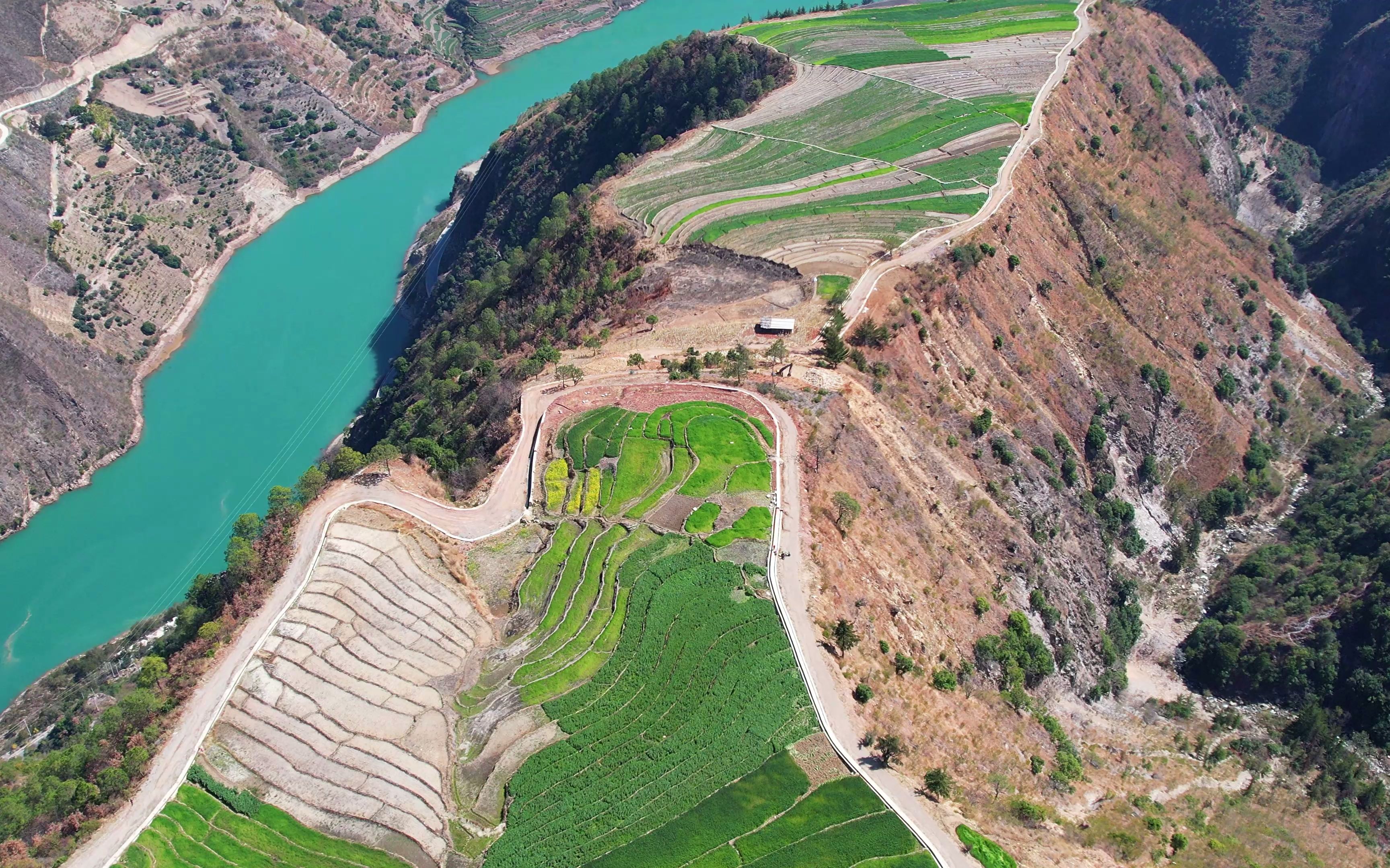 兔峨乡碧鸡岚田坝