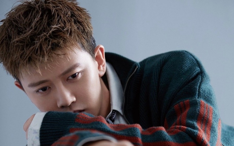 任嘉伦~考古曾经黄头发的国超