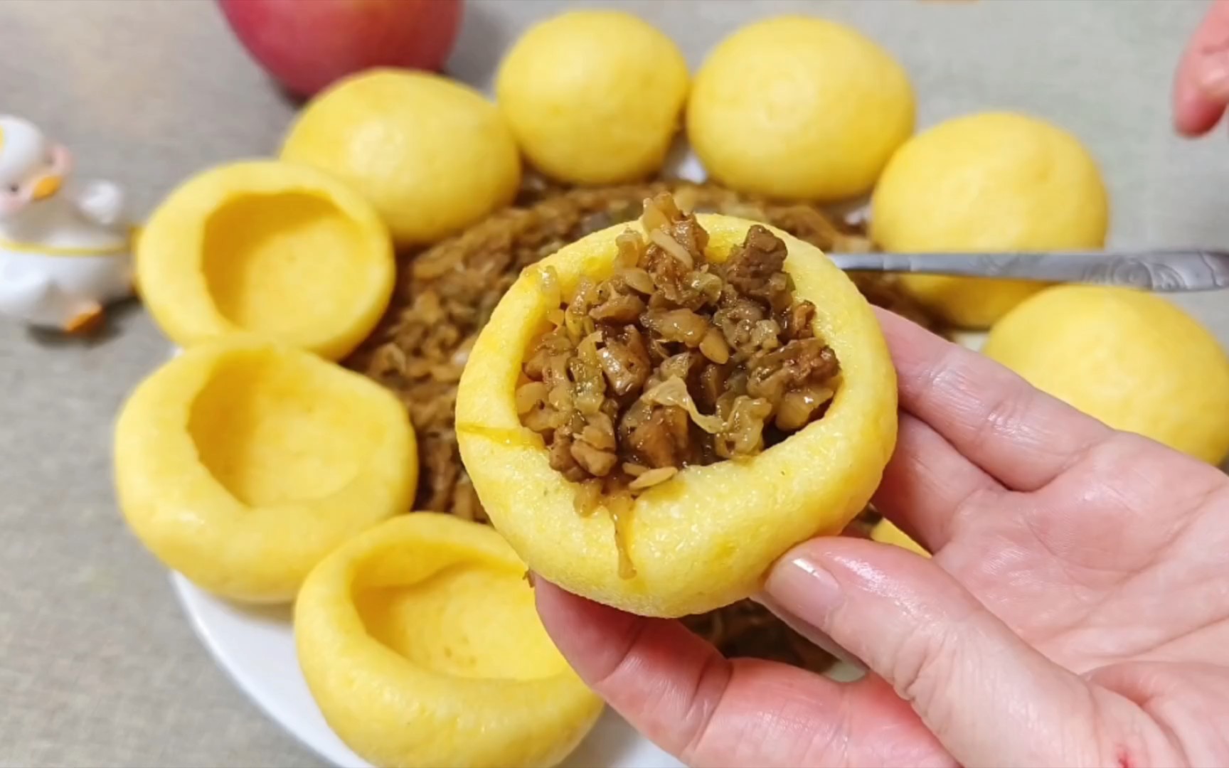 东北特色美食窝窝头杂粮包,粗粮细作营养好吃