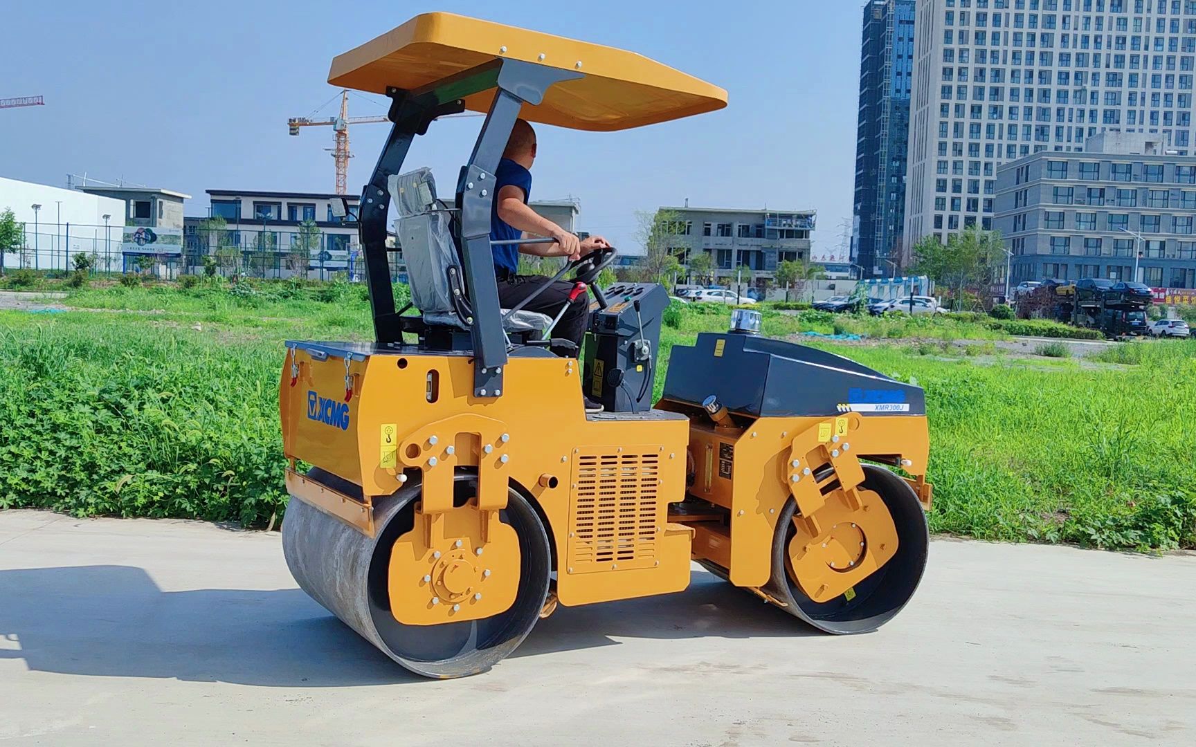 徐工xmr300j双钢轮3吨压路机