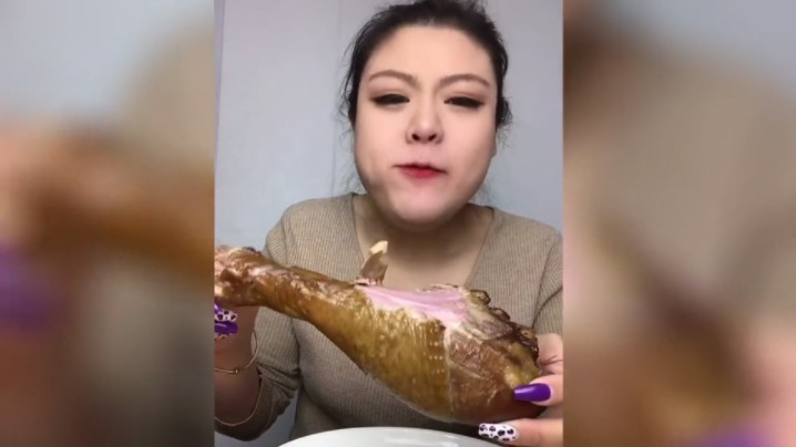 盘点美食主播三大爷吃播6年的变化,"干吃不胖"还能瘦,太牛了