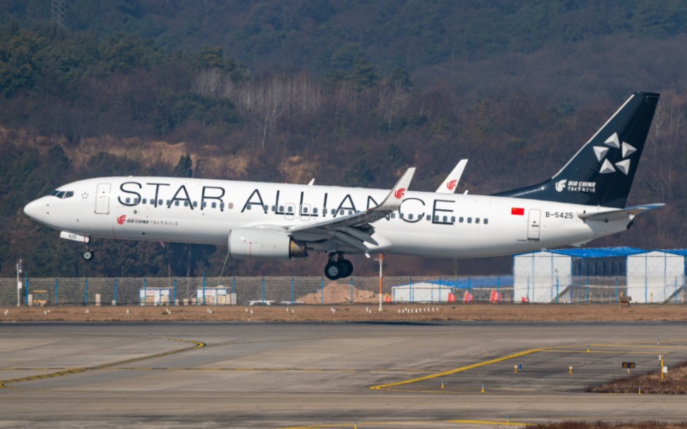 国航星盟机队再添一员,欢迎737小兄弟加入星盟彩绘大家庭