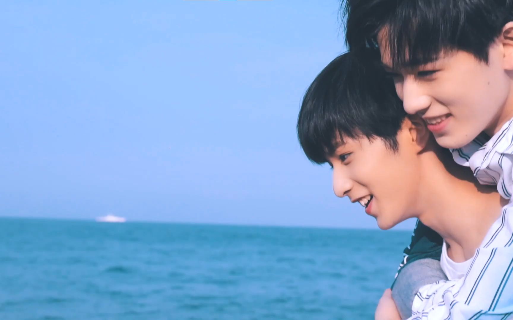 文轩/希望两个小孩越来越好