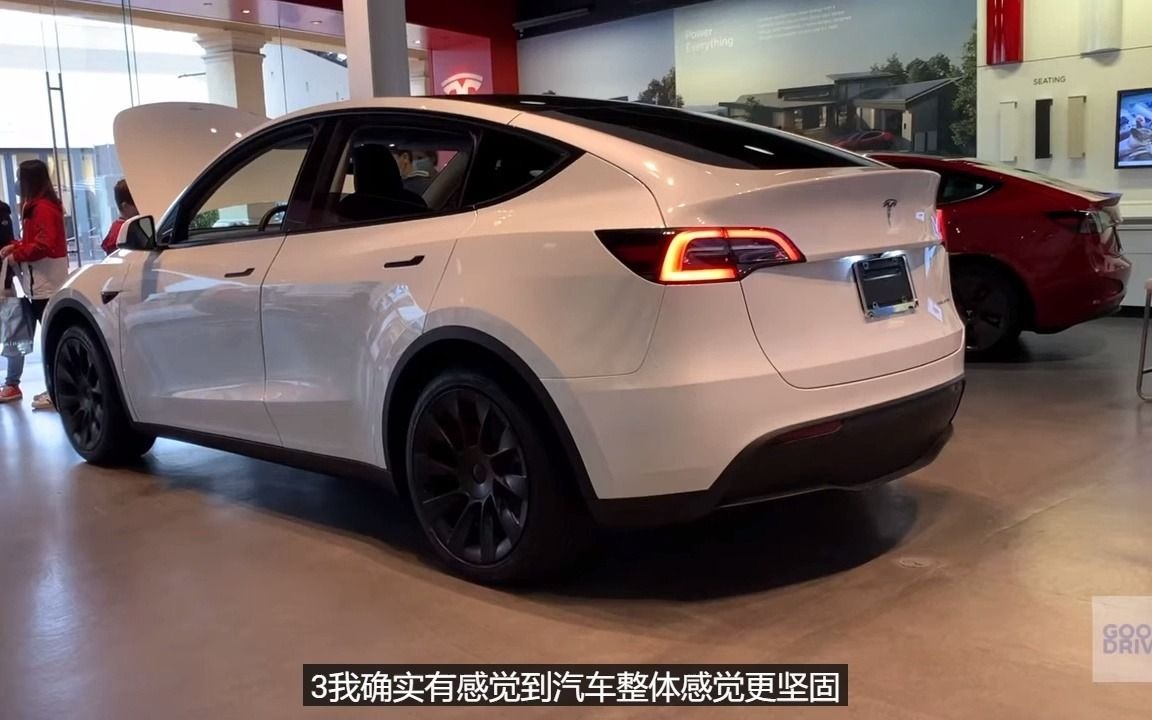 特斯拉七座model y看来非常适合亚裔家庭