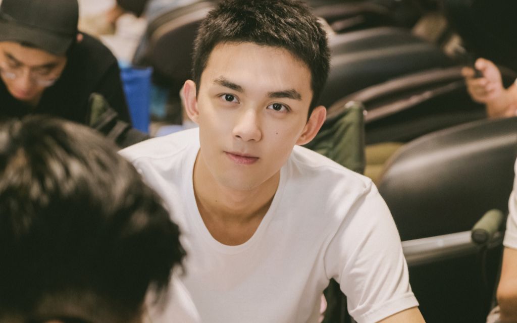 吴磊吴端水大师宣传鬼才磊上线磊磊端水大师实锤