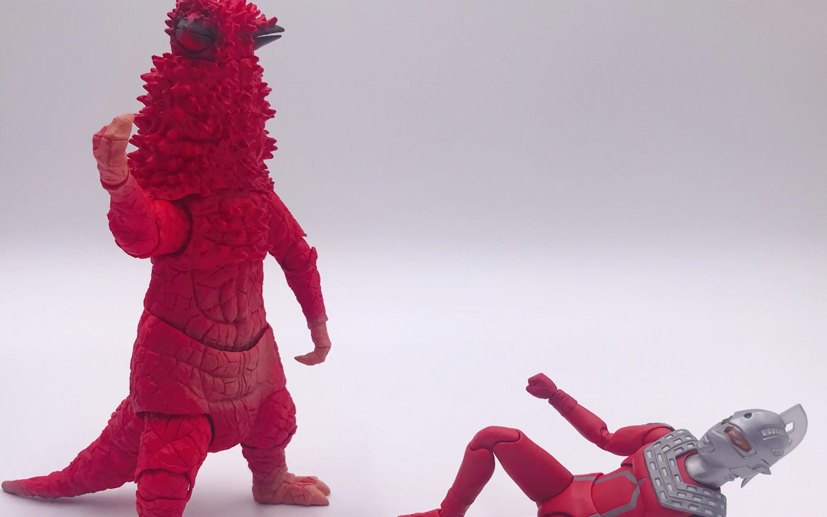 三娃可动模玩:万代shf《赛文奥特曼》庞顿视频分享测评