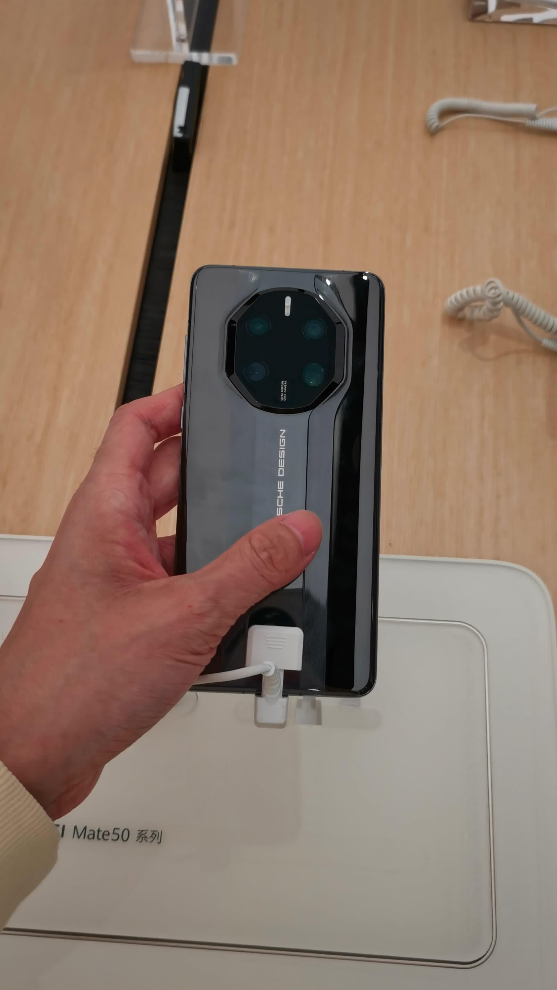 华为mate 50rs保时捷设计上手体验