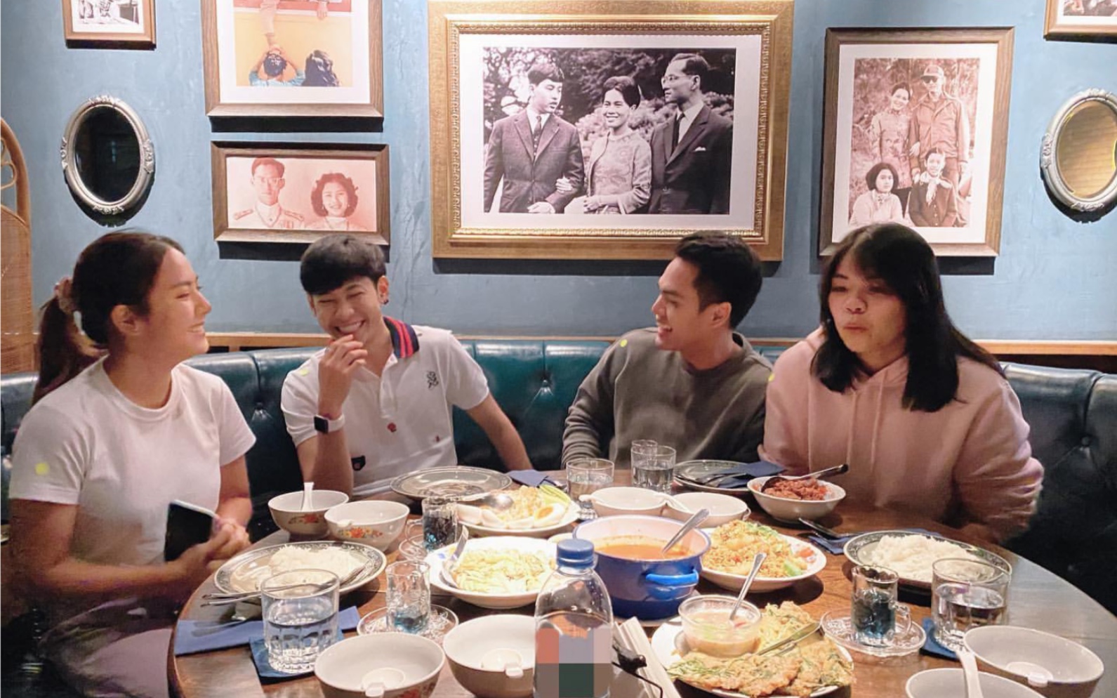 200621 singto和bu作业四人组聚餐