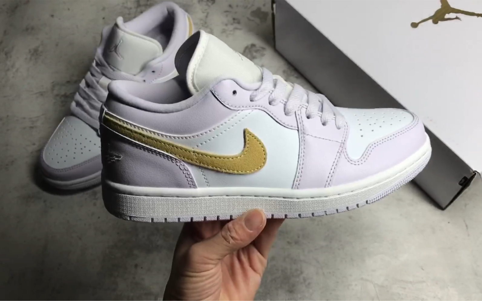 【全方位实拍】air jordan 1 low "barely grape" 白紫